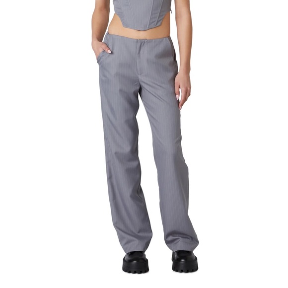 NIA Eloise Low Rise Wide Leg Pants - Gray - Picture 2 of 7